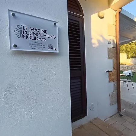 Le Macine Pugnochiuso Holidays Hébergement de vacances *